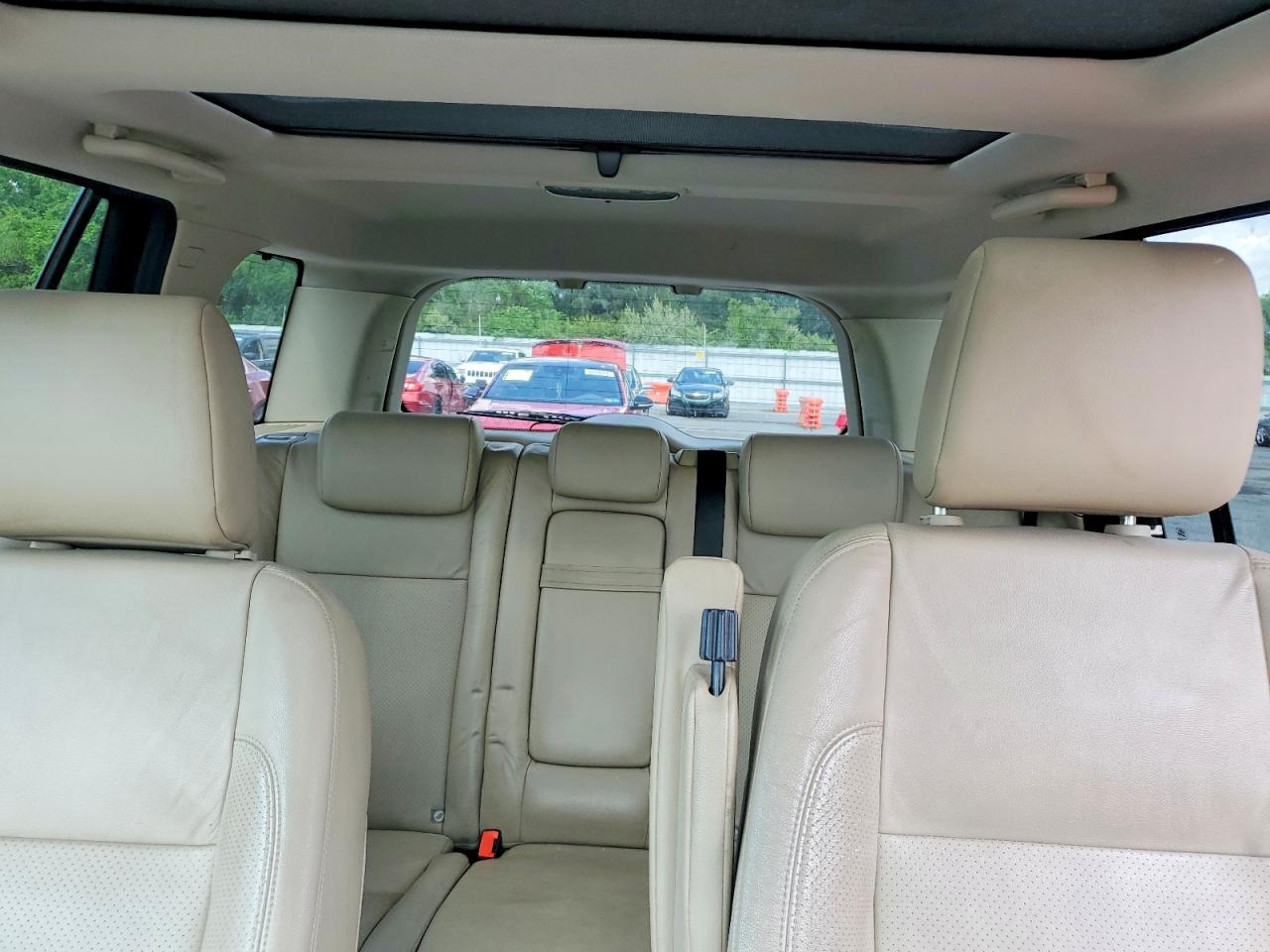 2009 LAND ROVER LR2