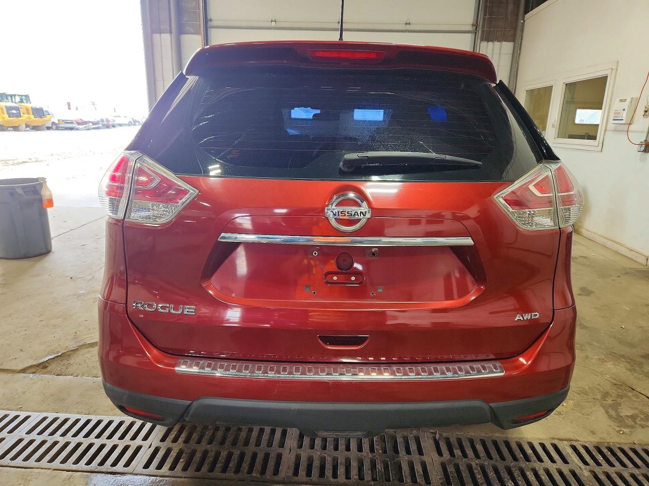 2016 NISSAN ROGUE