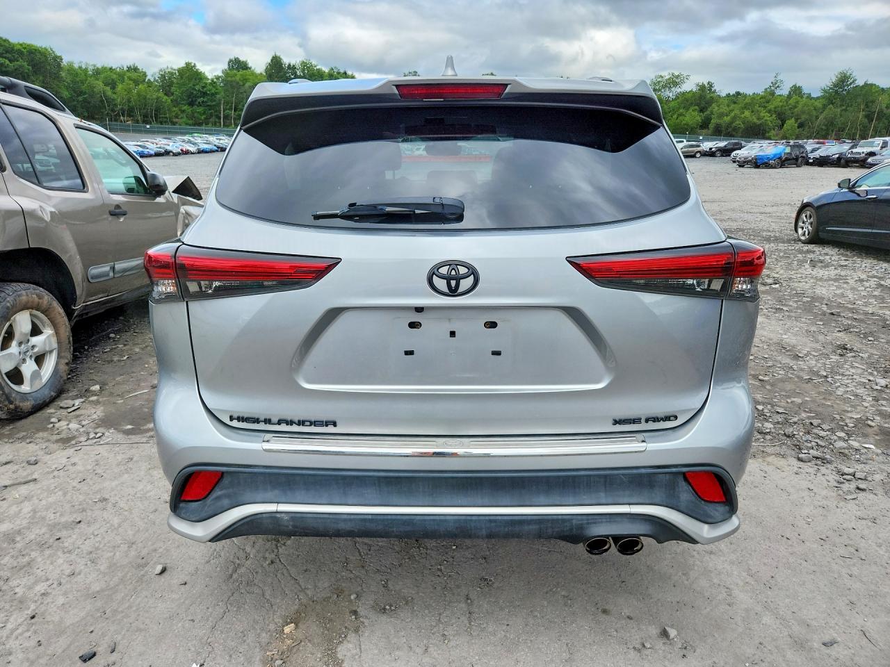 2022 TOYOTA HIGHLANDER