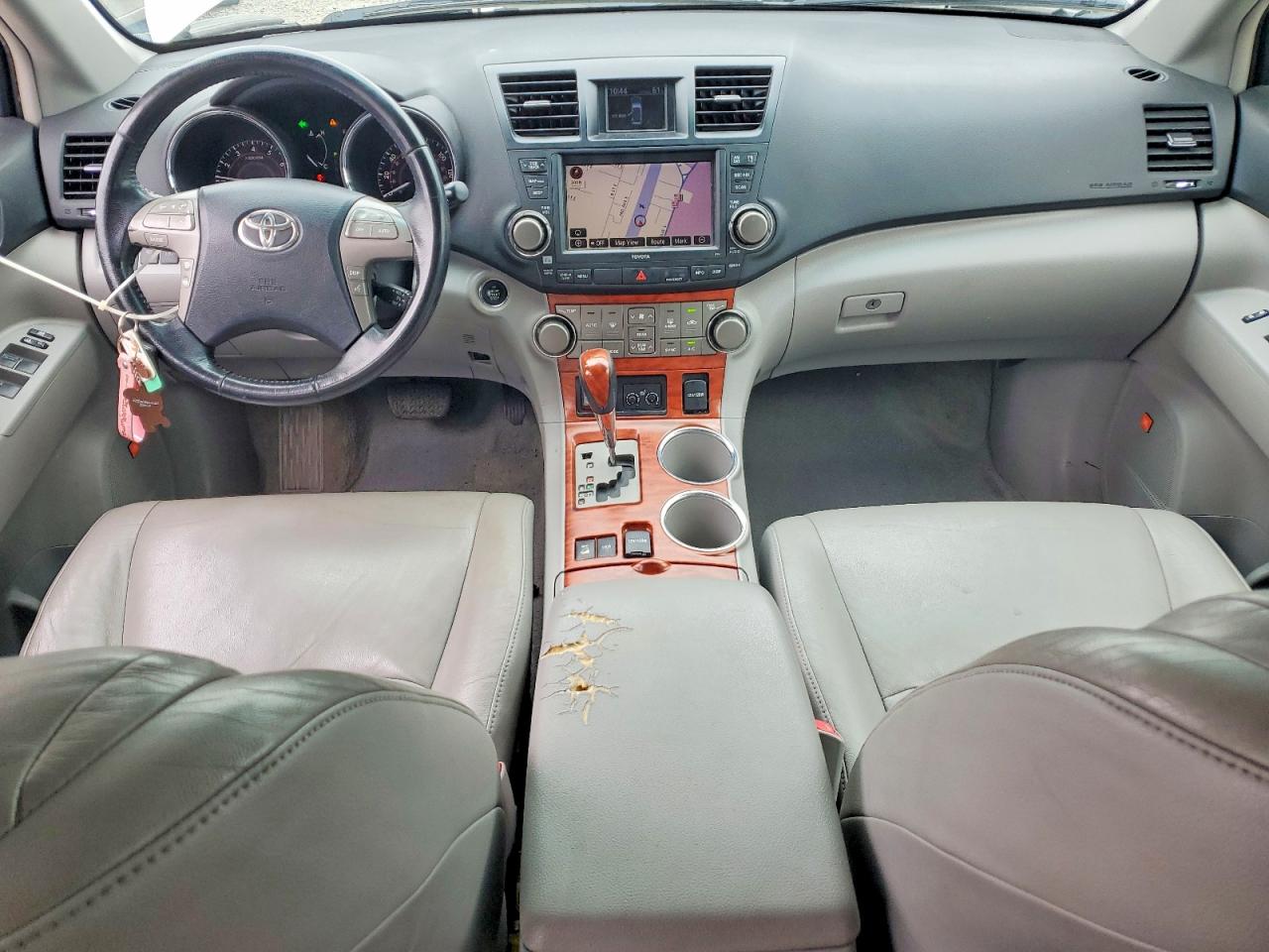 2008 TOYOTA HIGHLANDER