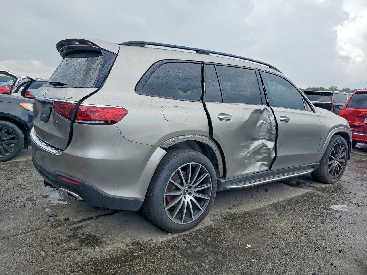 2023 MERCEDES-BENZ GLS-CLASS