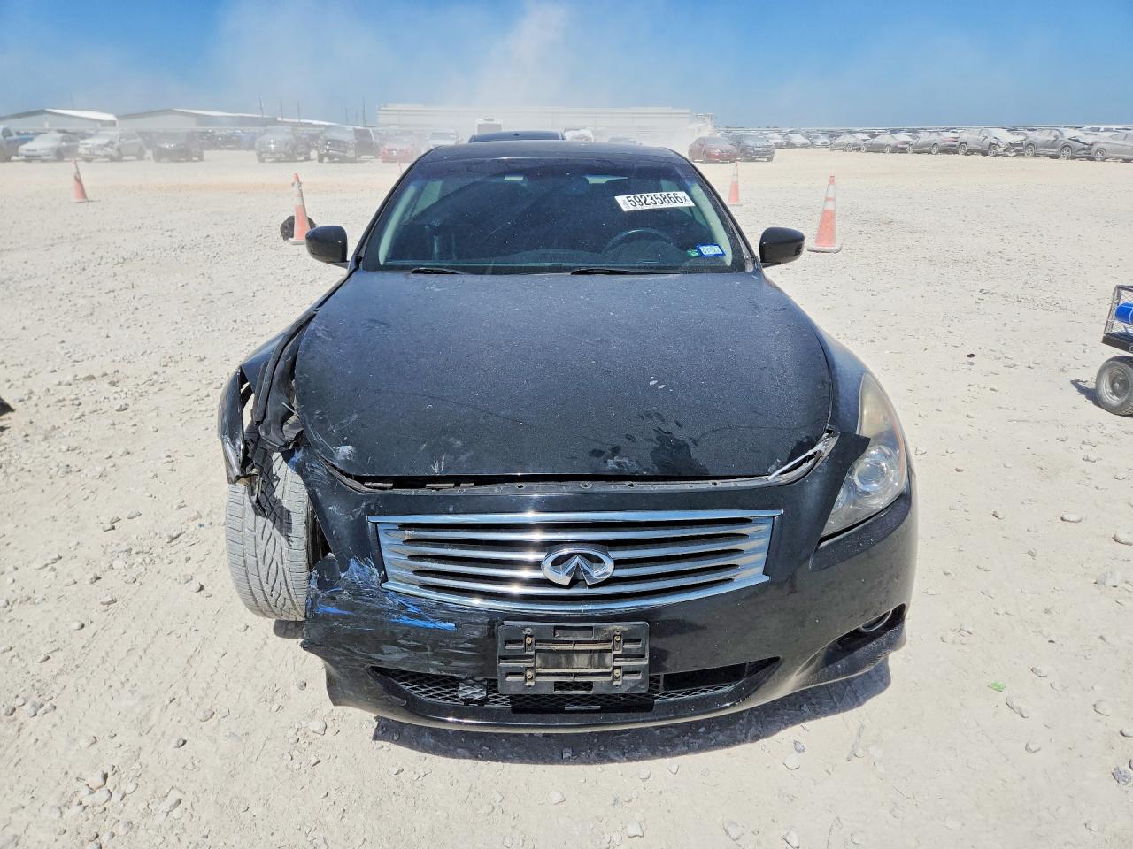 2013 INFINITI G37