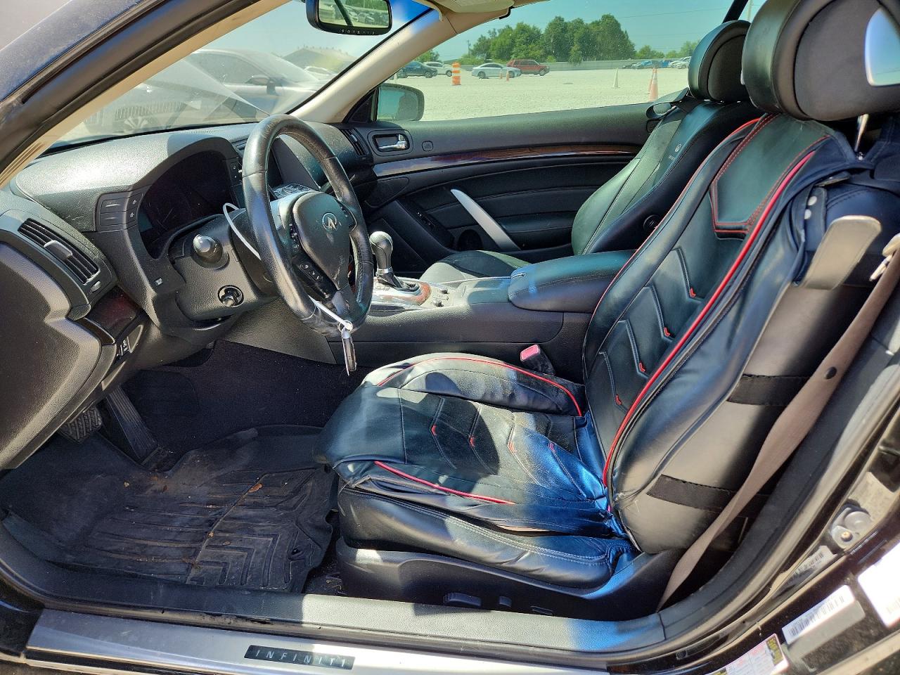 2013 INFINITI G37