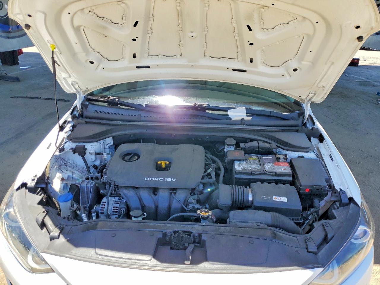 2017 HYUNDAI ELANTRA