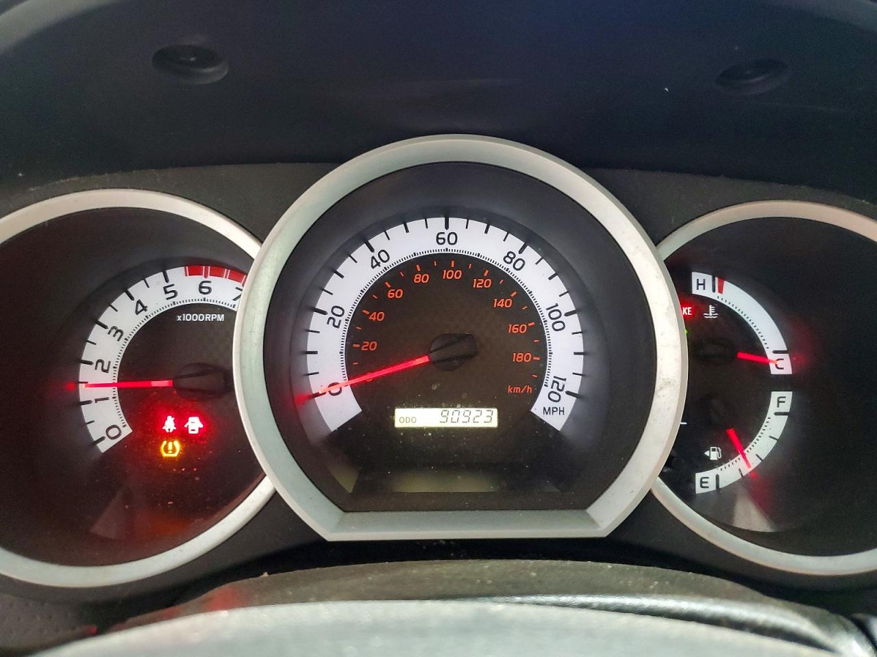 2015 TOYOTA TACOMA