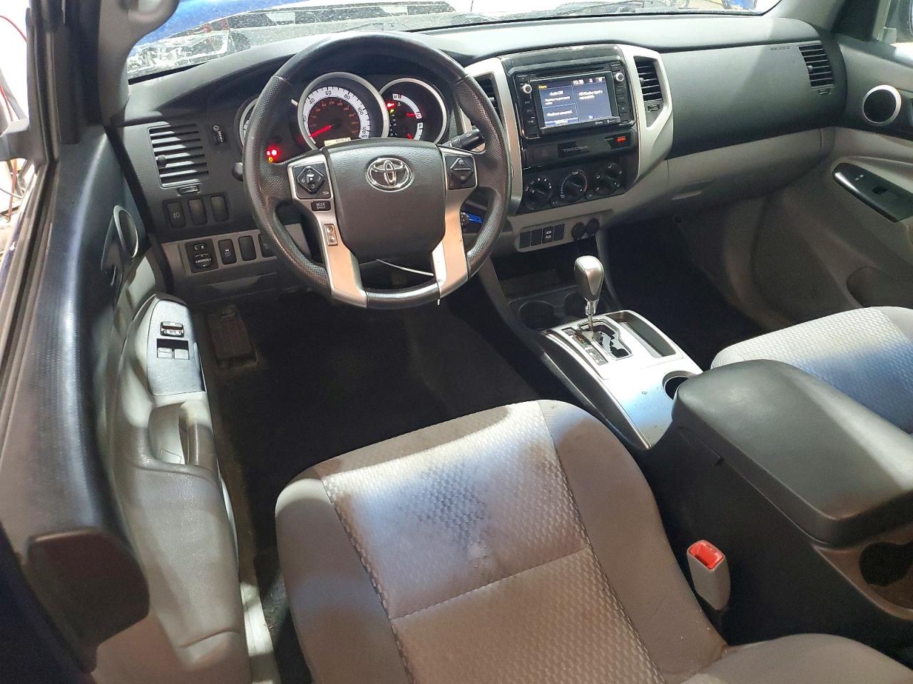 2015 TOYOTA TACOMA
