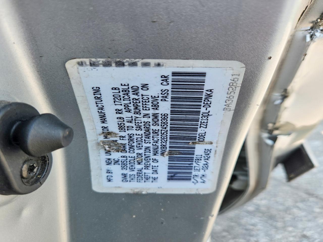 2005 TOYOTA COROLLA