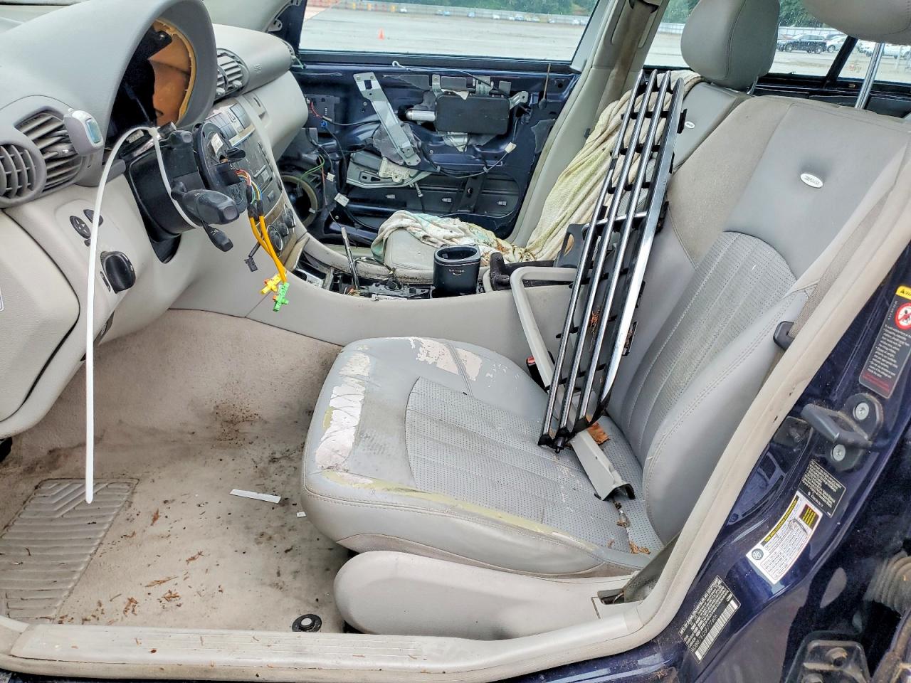 2006 MERCEDES-BENZ C-CLASS