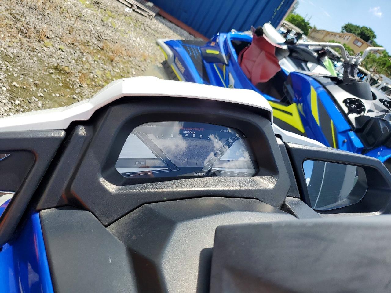 2018 YAM VX LIMITED