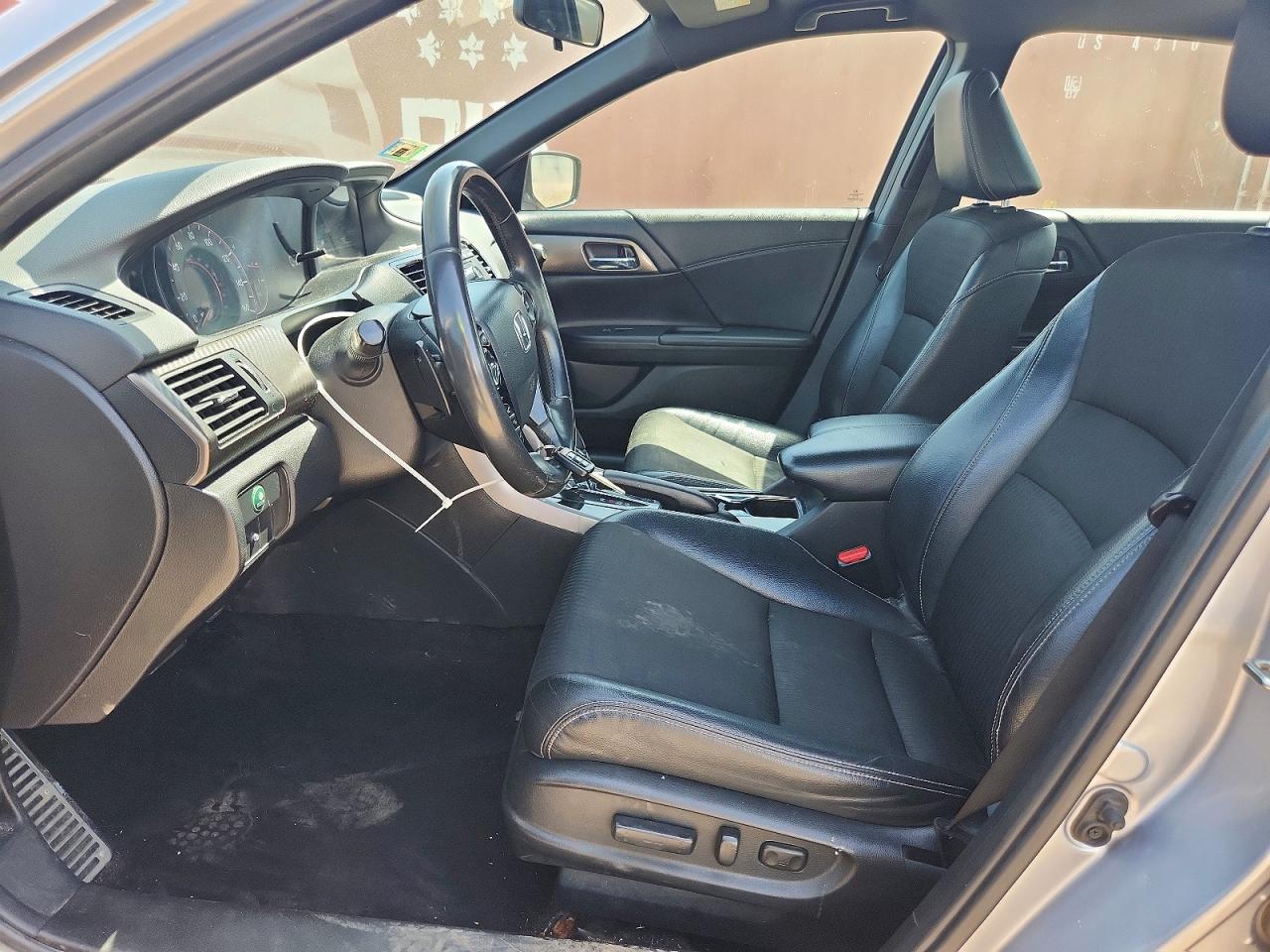2017 HONDA ACCORD