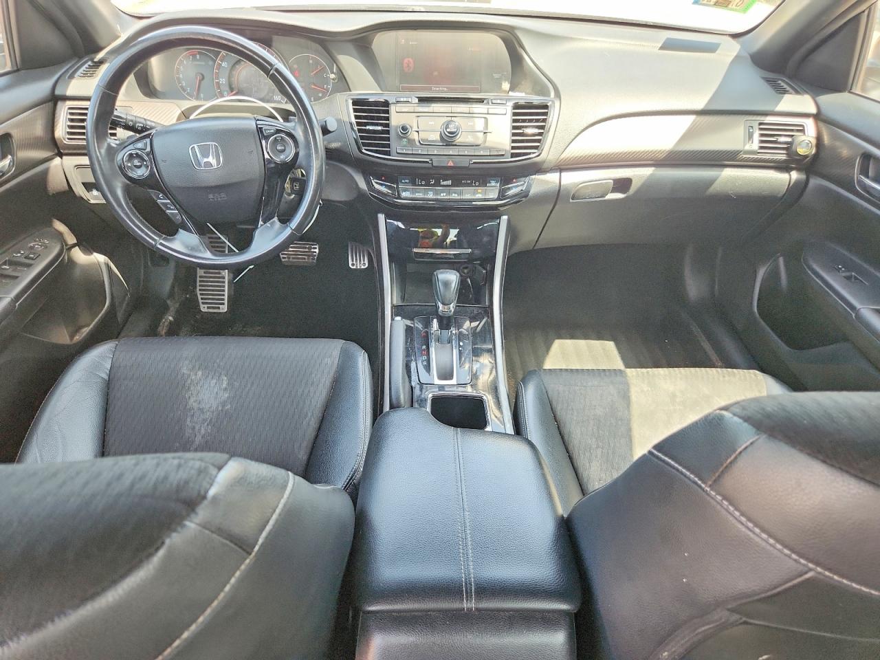 2017 HONDA ACCORD