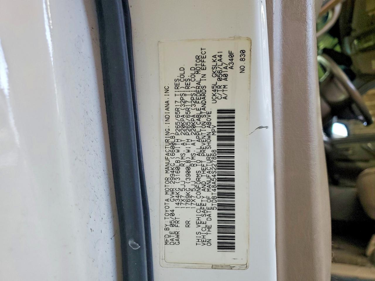 2004 TOYOTA SEQUOIA
