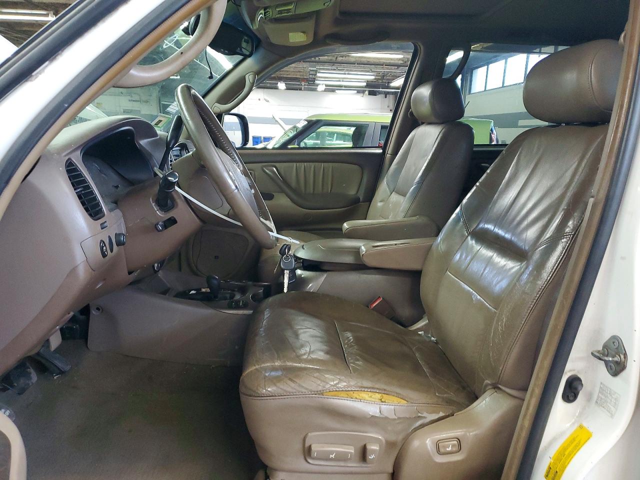 2004 TOYOTA SEQUOIA