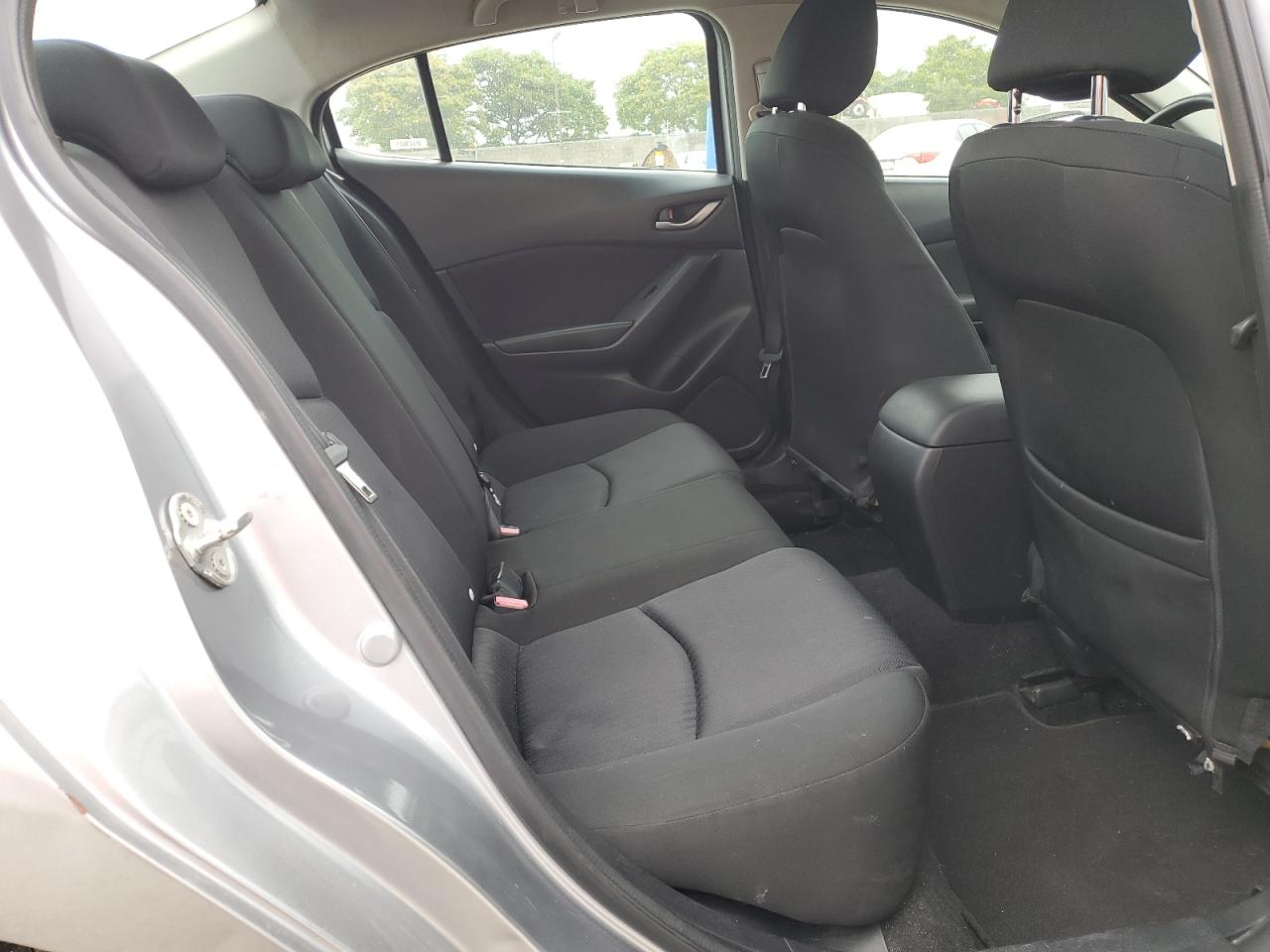 2015 MAZDA 3