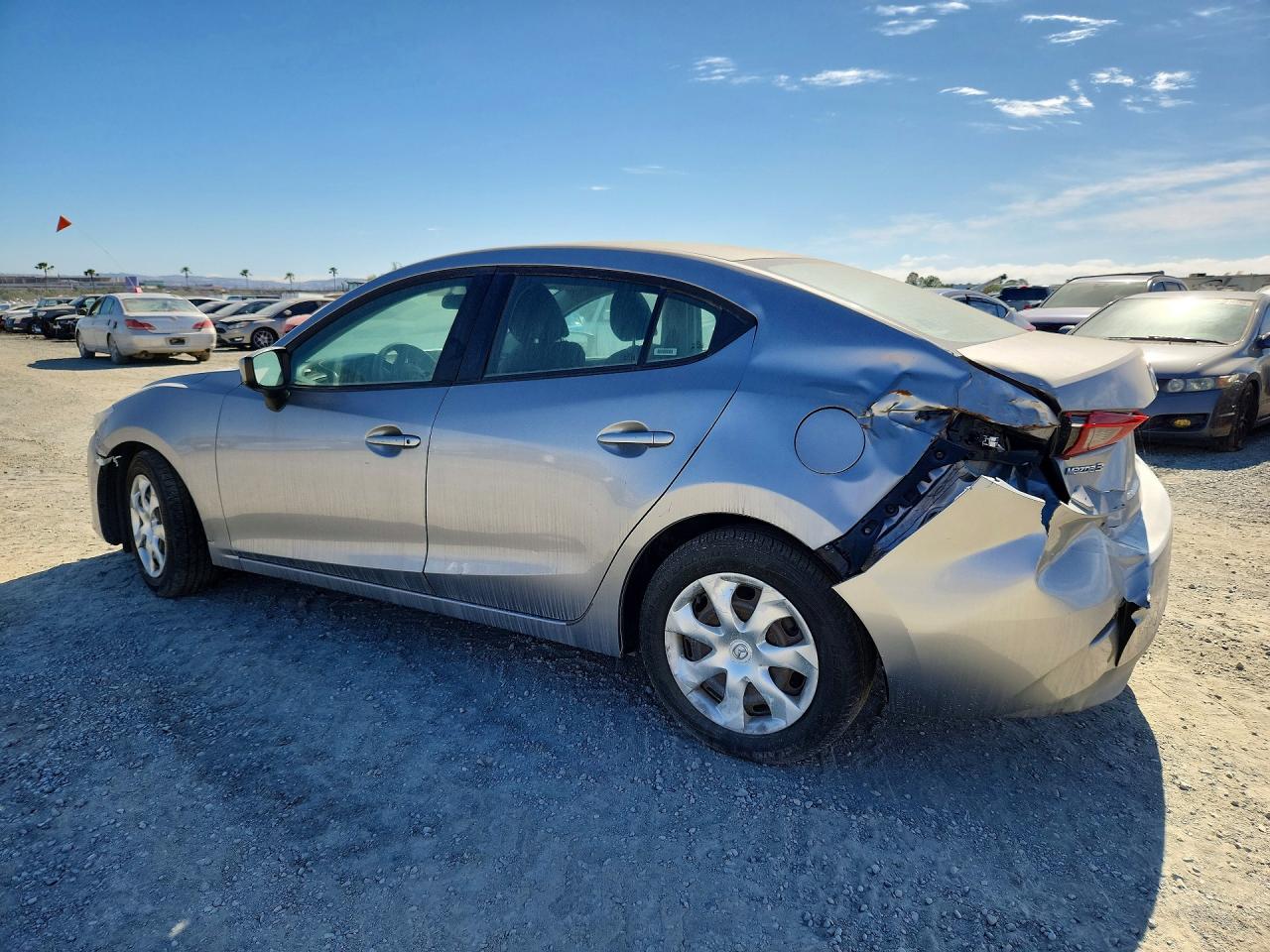 2015 MAZDA 3