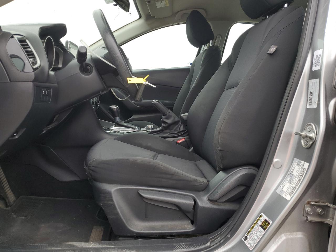 2015 MAZDA 3