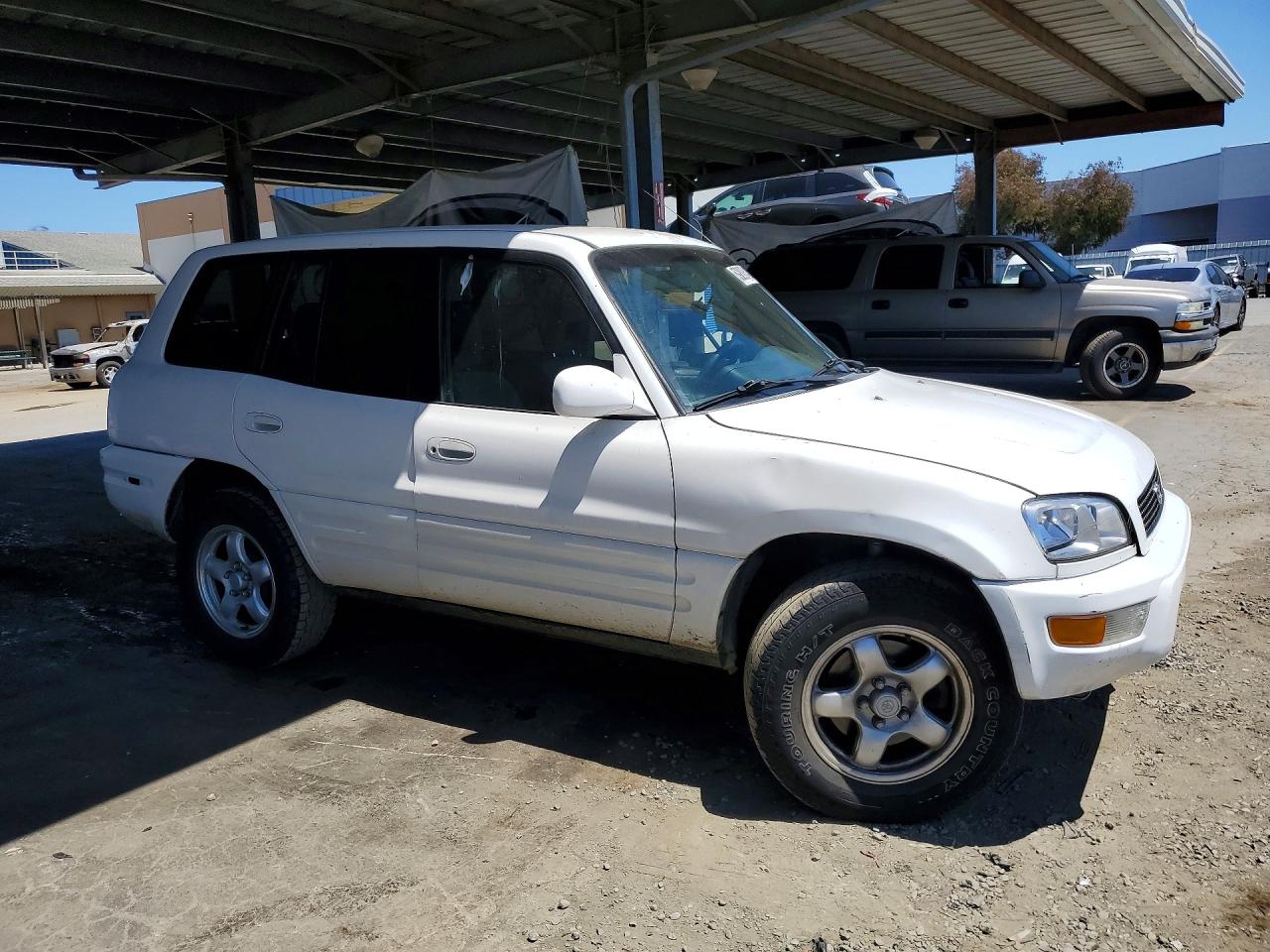 2000 TOYOTA RAV4