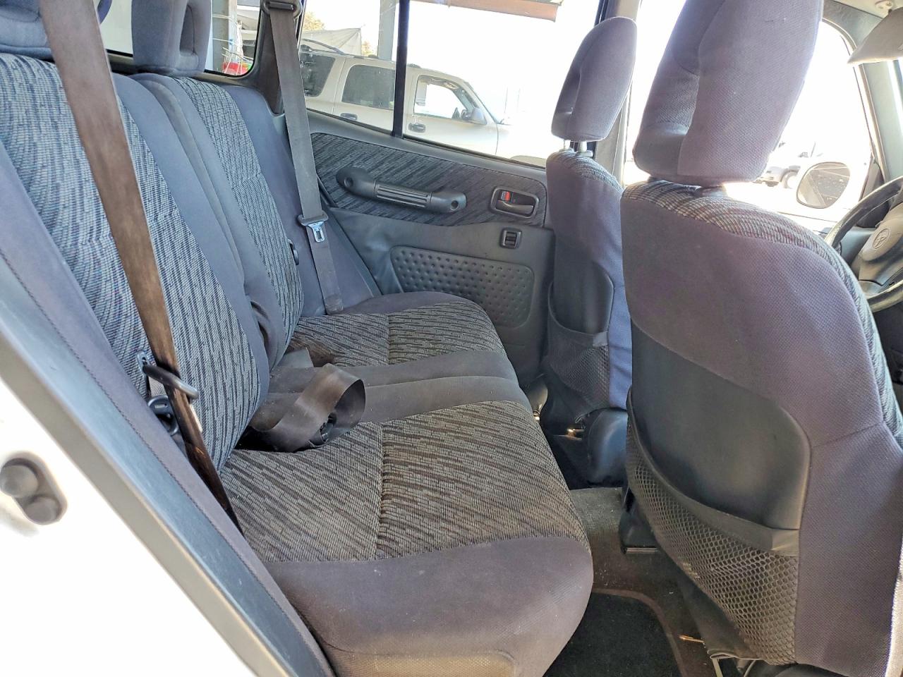 2000 TOYOTA RAV4