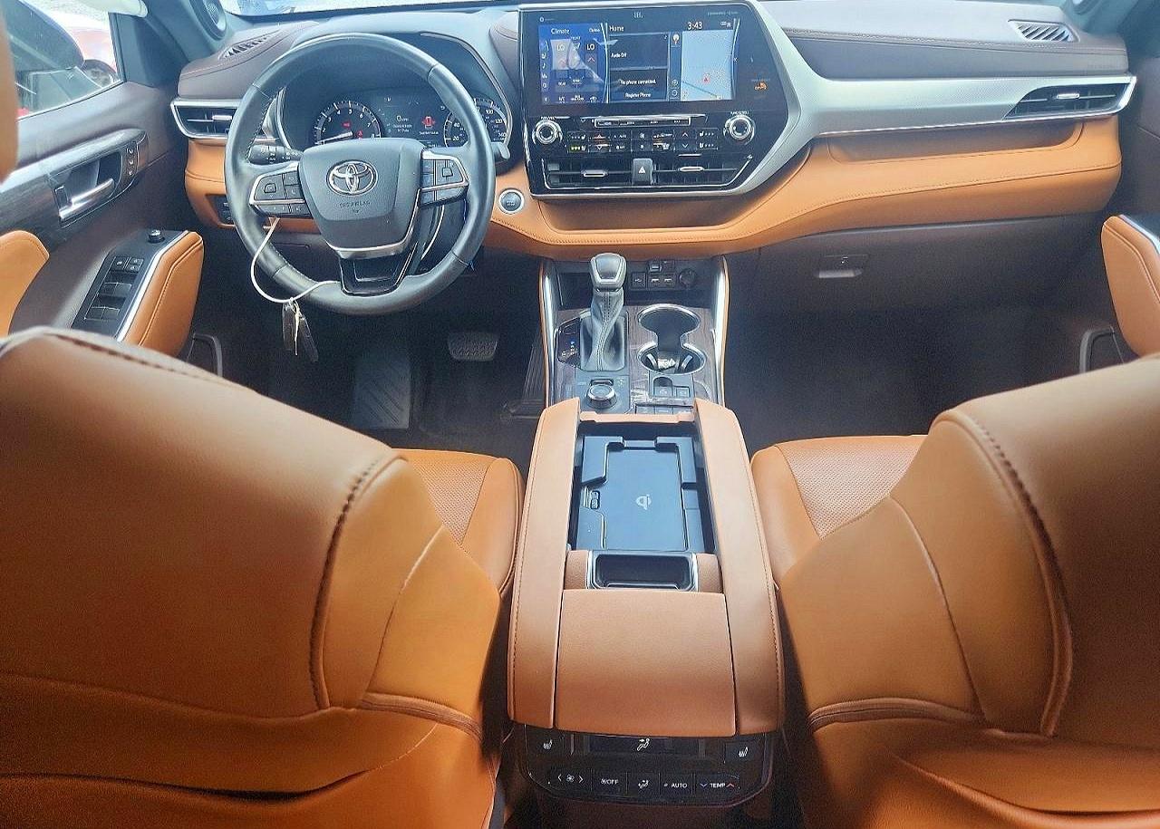 2020 TOYOTA HIGHLANDER