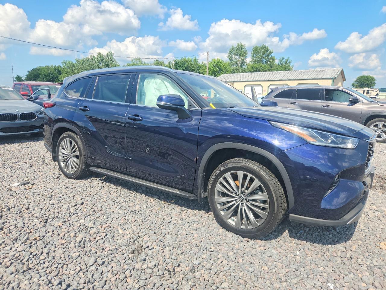 2020 TOYOTA HIGHLANDER