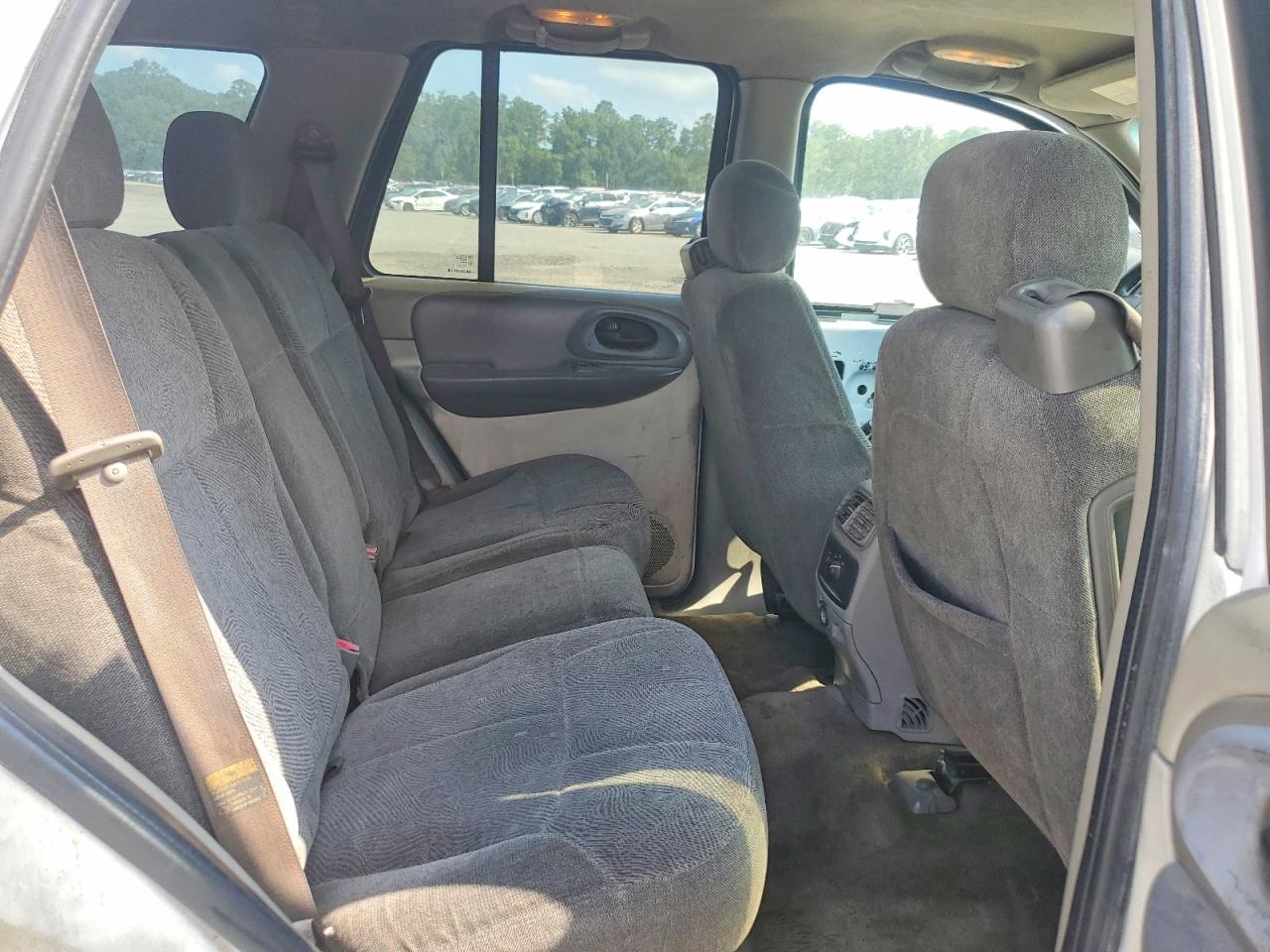 2004 CHEVROLET TRAILBLAZE