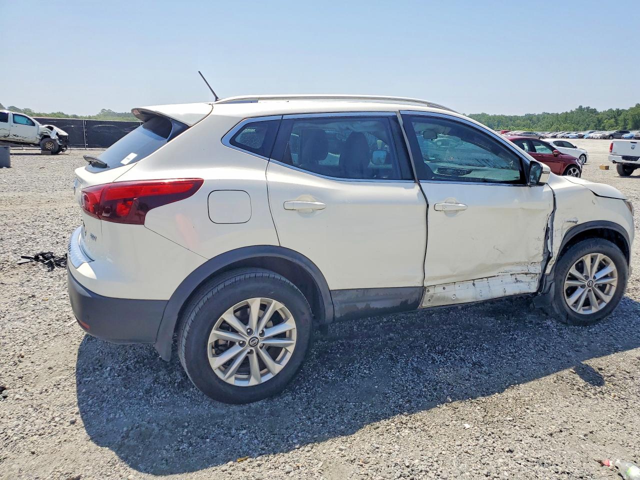 2019 NISSAN ROGUE