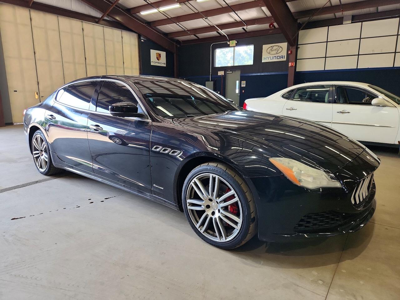 2017 MASERATI QUATTROPOR