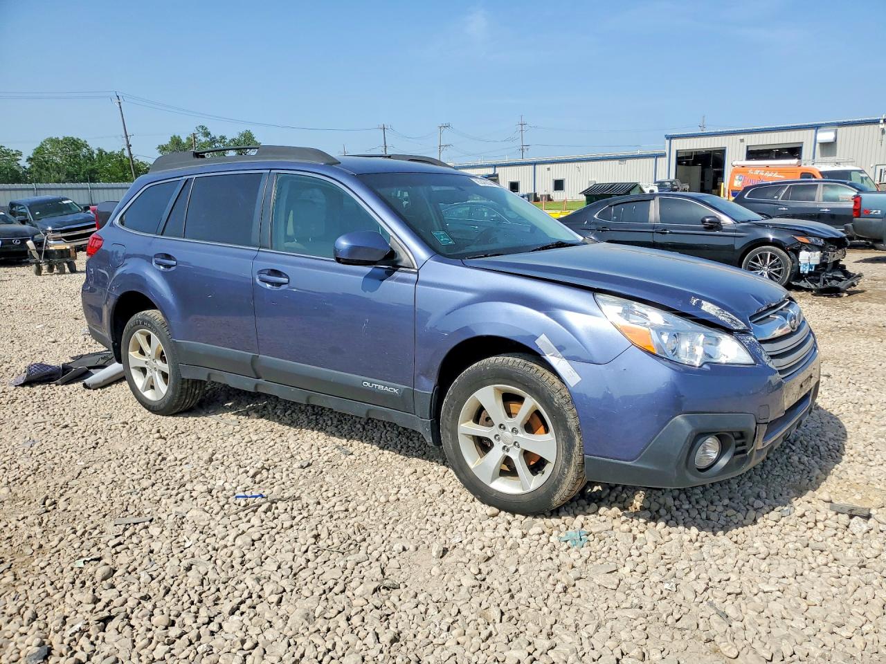 2014 SUBARU OUTBACK