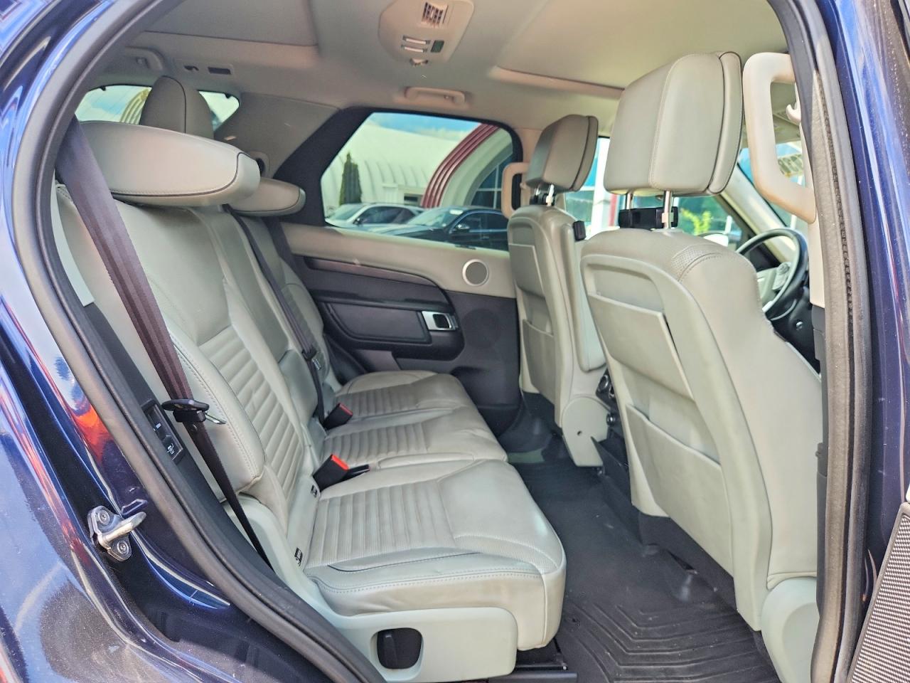 2018 LAND ROVER DISCOVERY