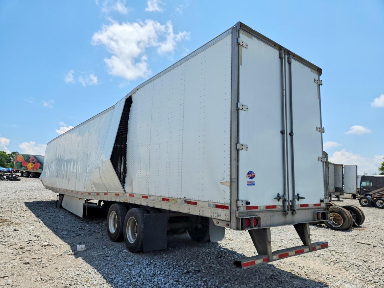 2020 UTILITY TRAILER MFG NO MODEL F