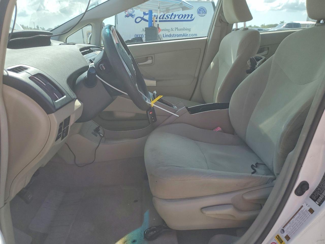 2010 TOYOTA PRIUS