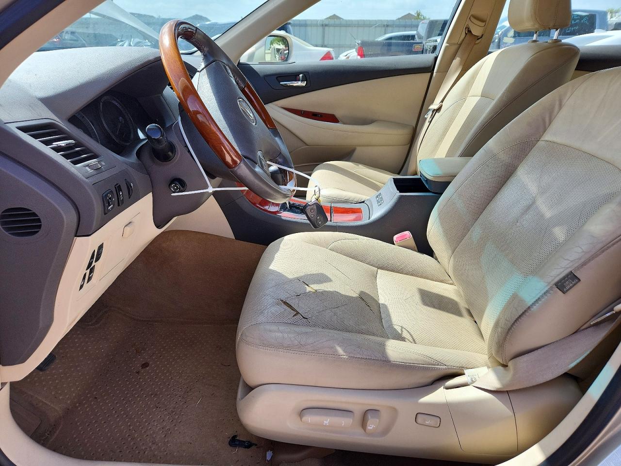 2011 LEXUS ES350