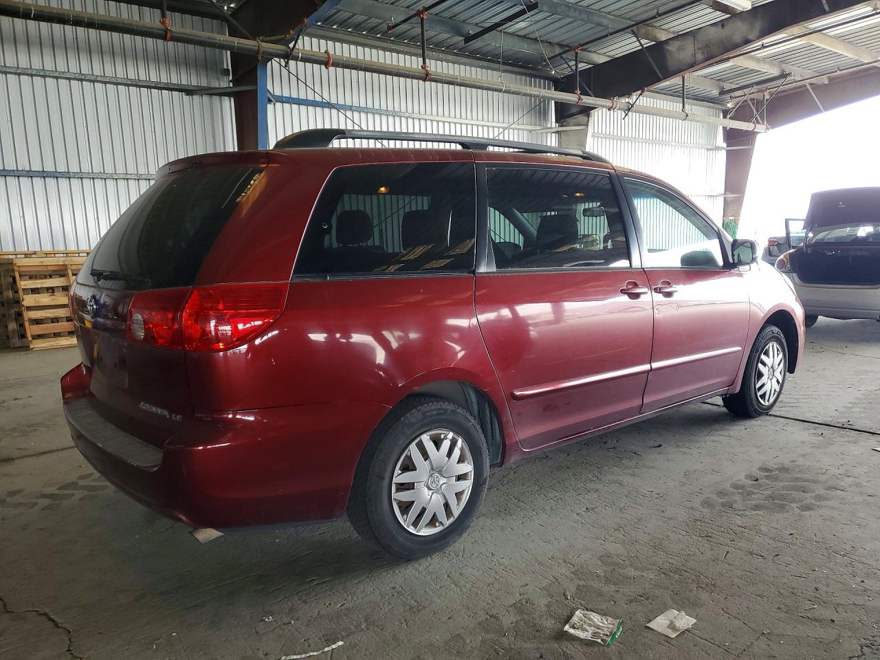 2006 TOYOTA SIENNA