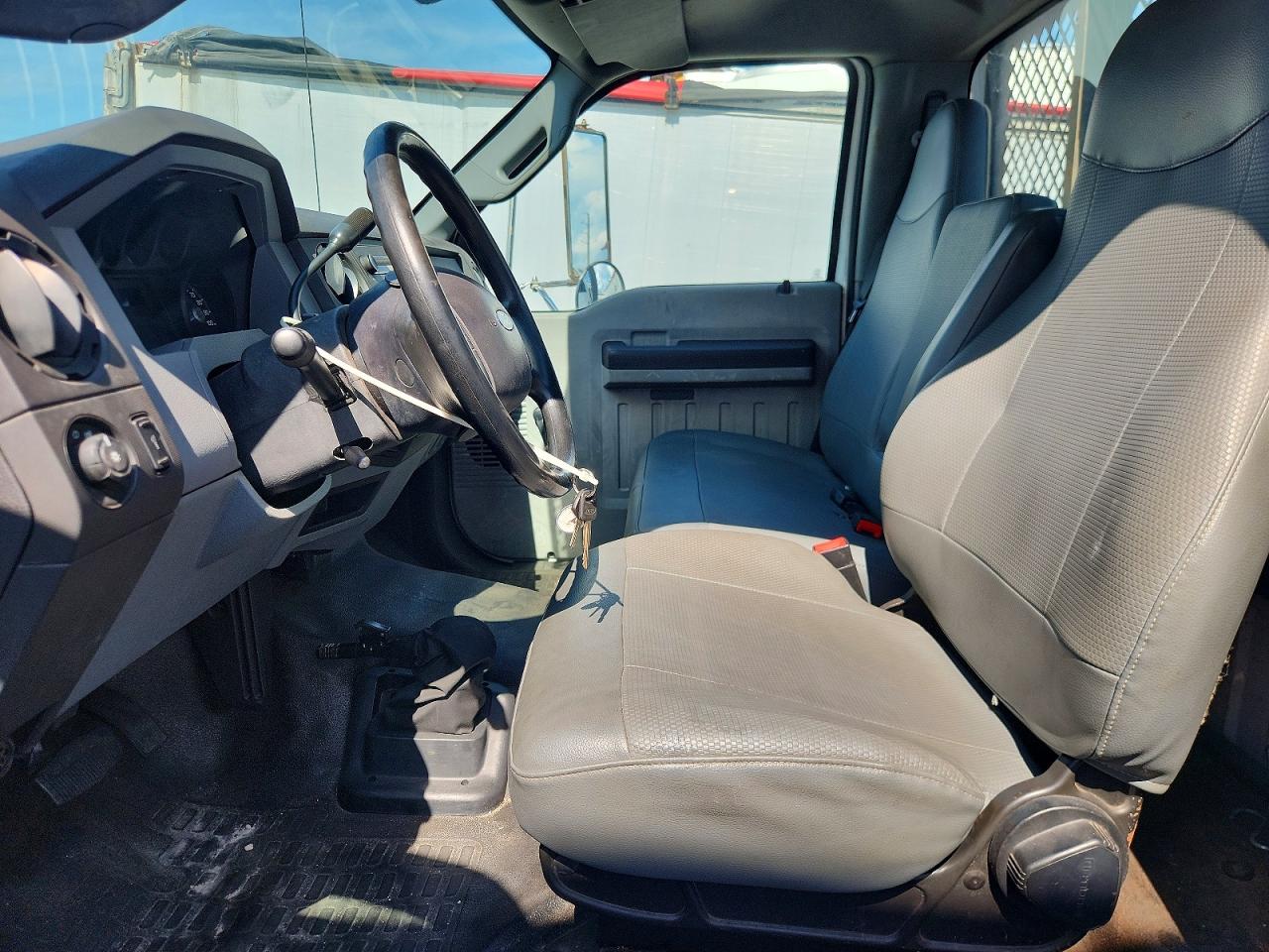 2015 FORD F650