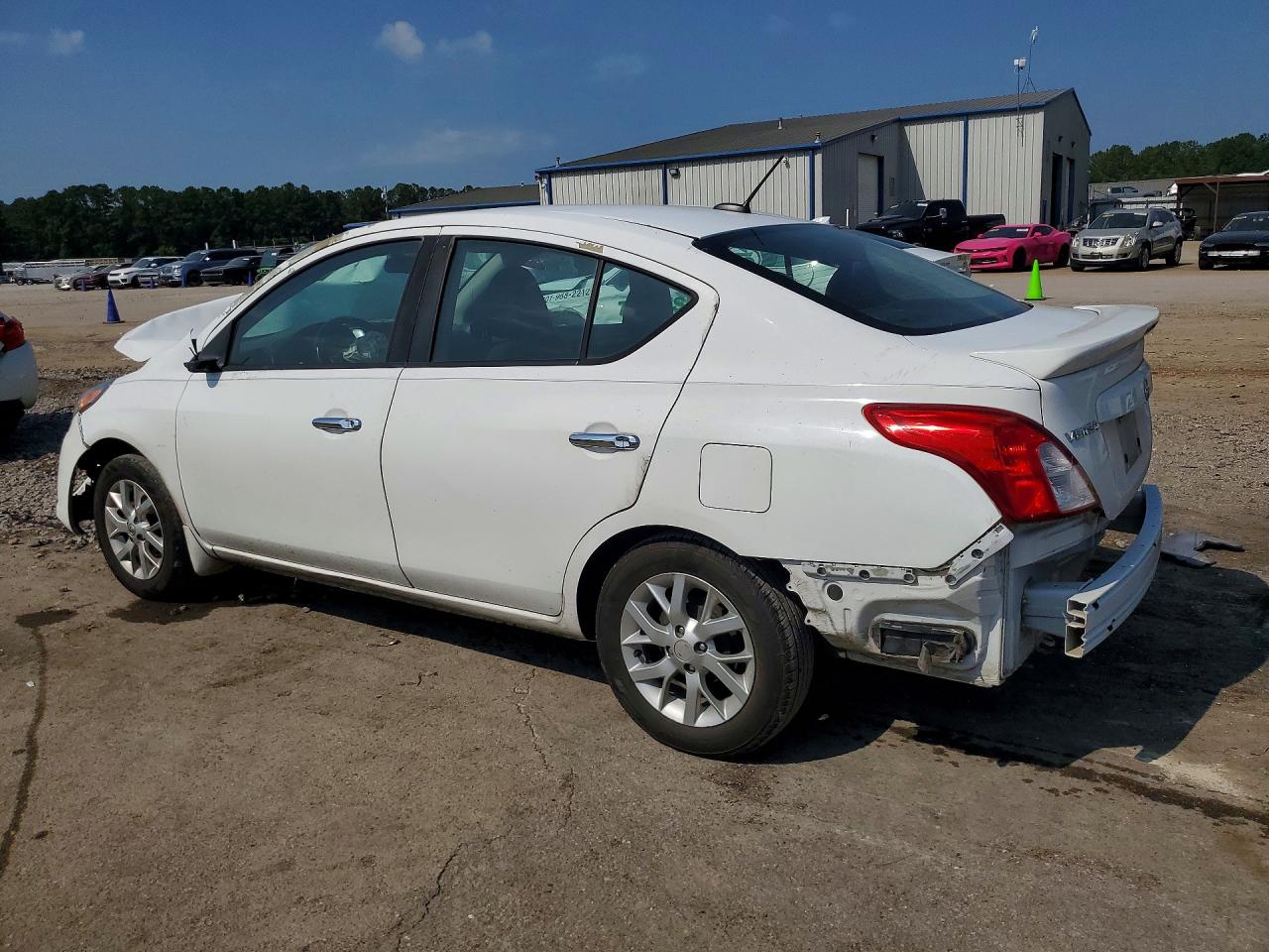 2018 NISSAN VERSA