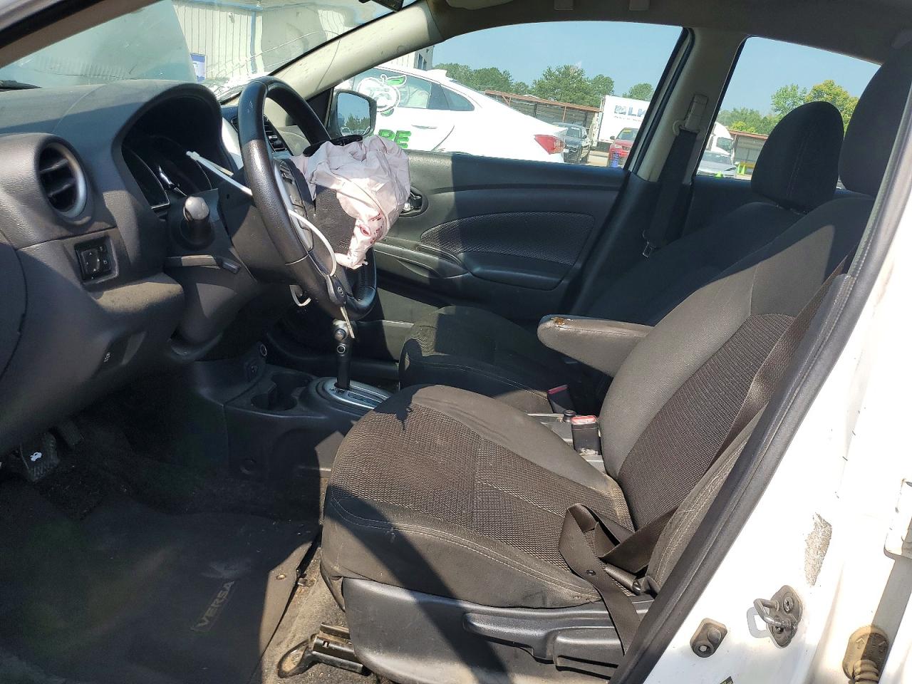 2018 NISSAN VERSA