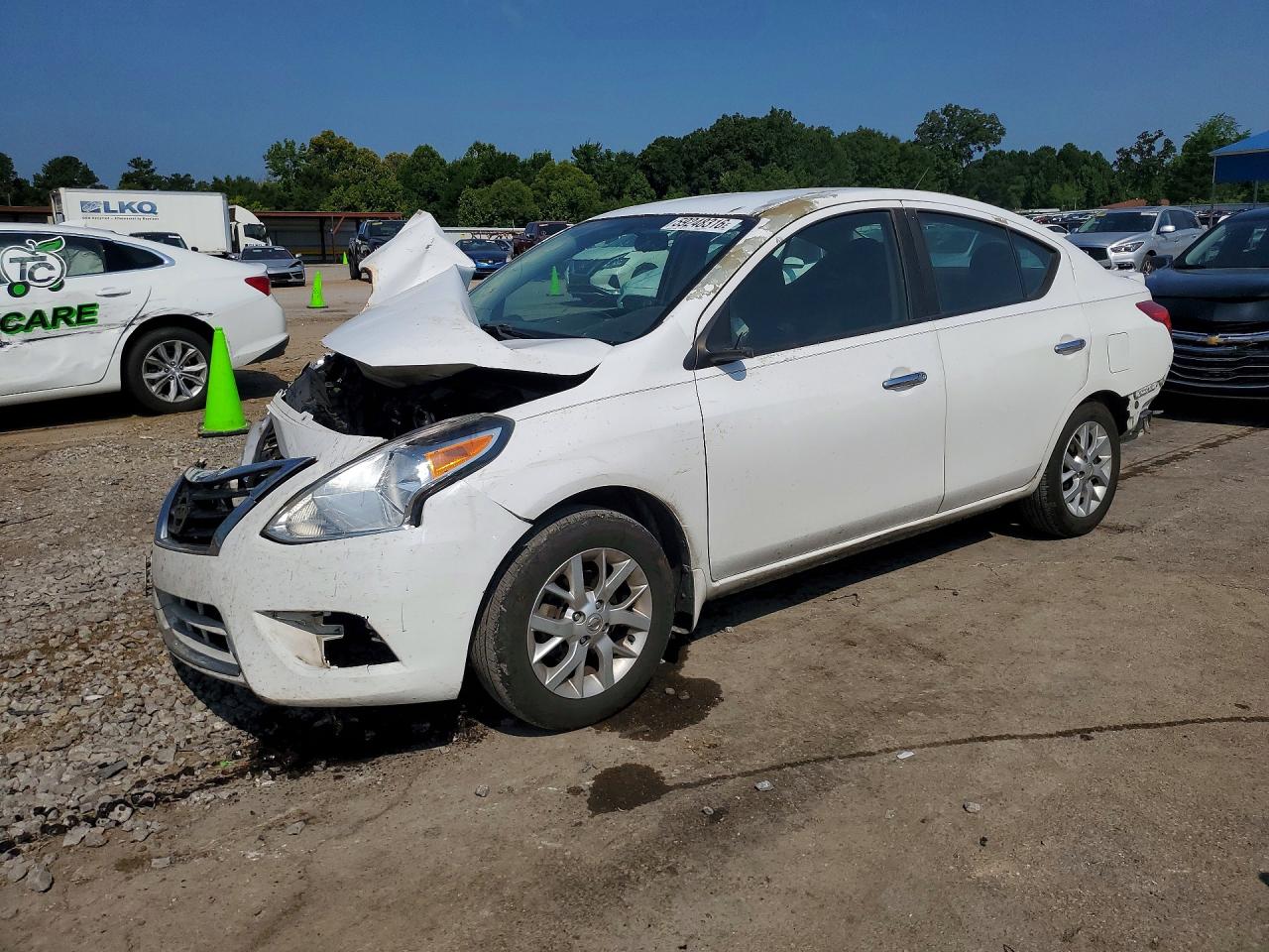 2018 NISSAN VERSA