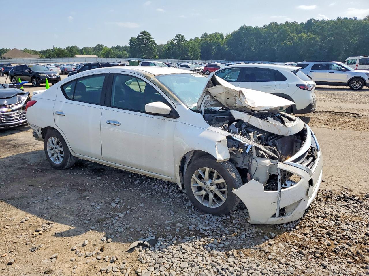 2018 NISSAN VERSA