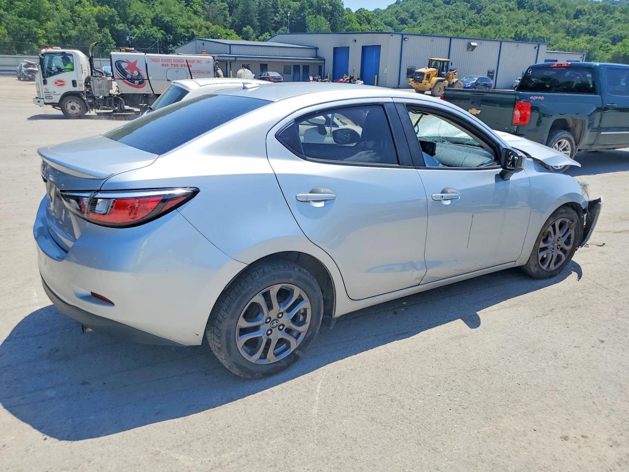 2019 TOYOTA YARIS
