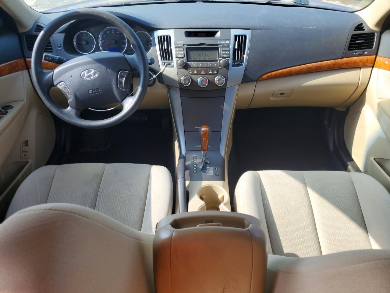 2010 HYUNDAI SONATA