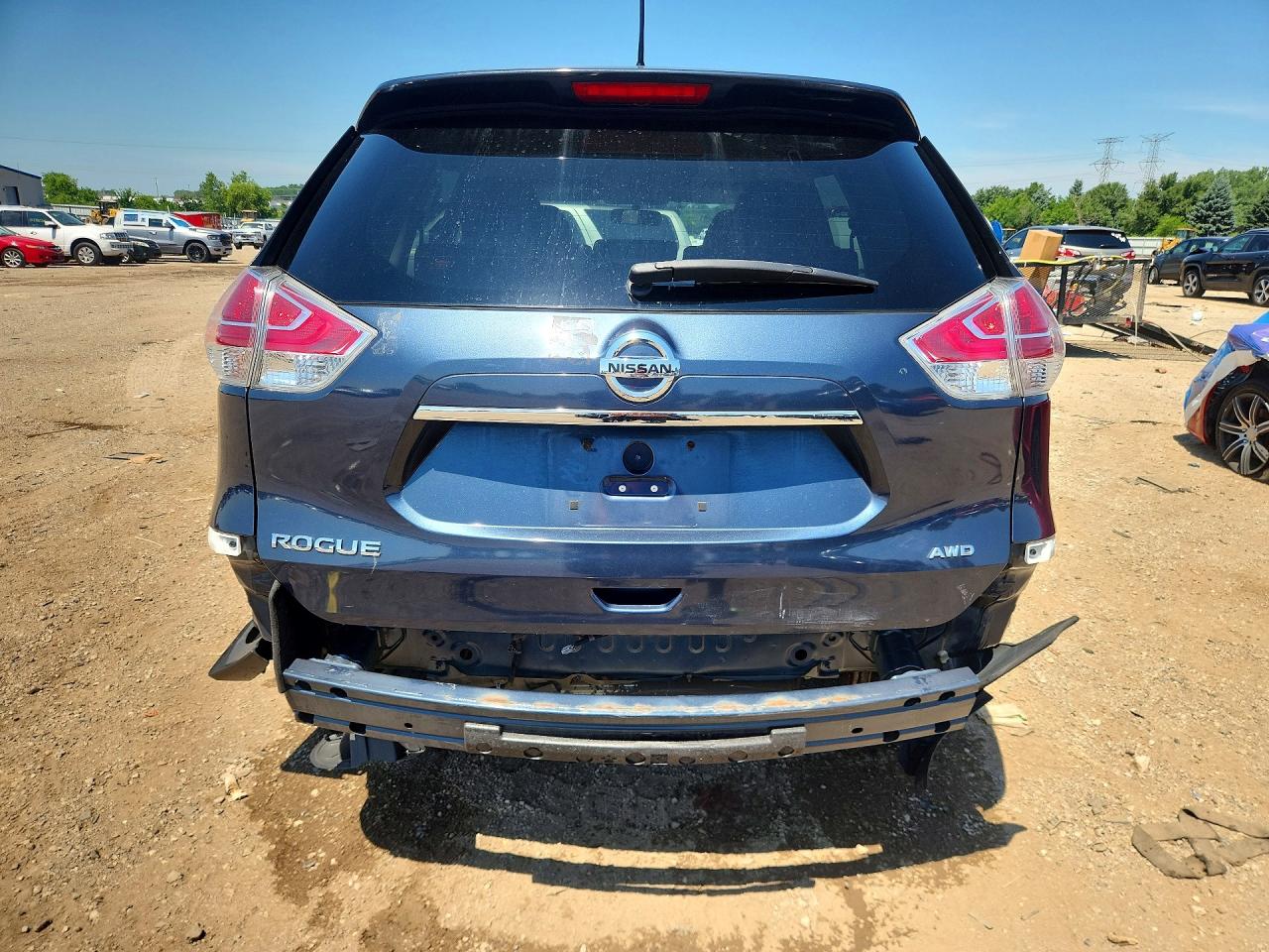 2016 NISSAN ROGUE