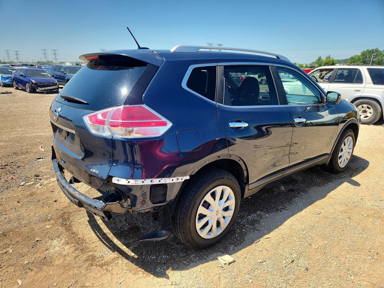 2016 NISSAN ROGUE