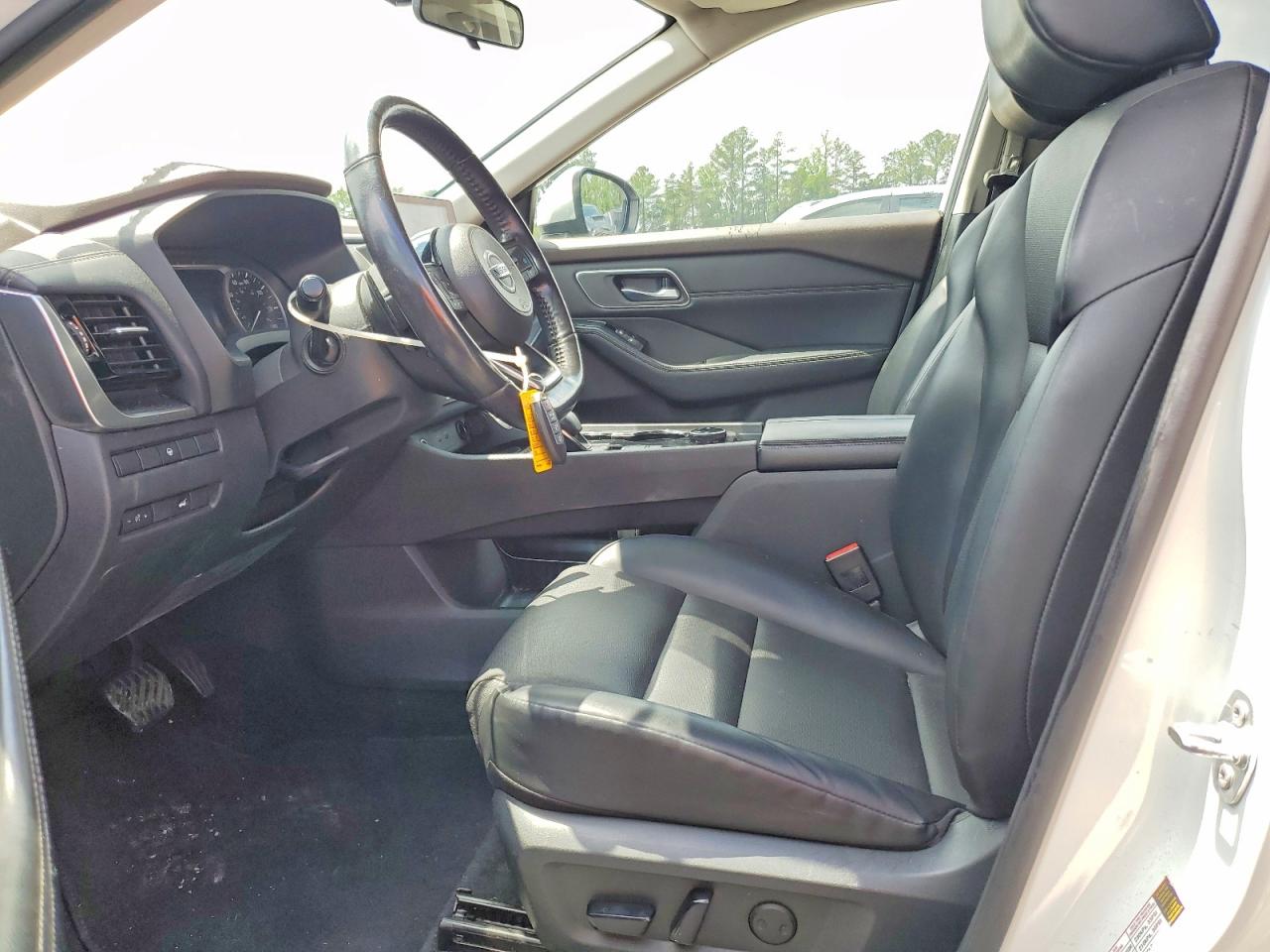 2021 NISSAN ROGUE