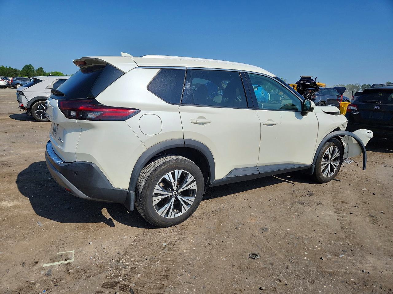2021 NISSAN ROGUE