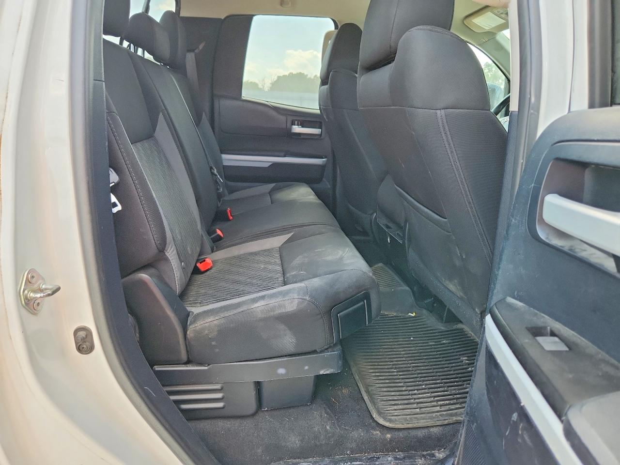 2014 TOYOTA TUNDRA