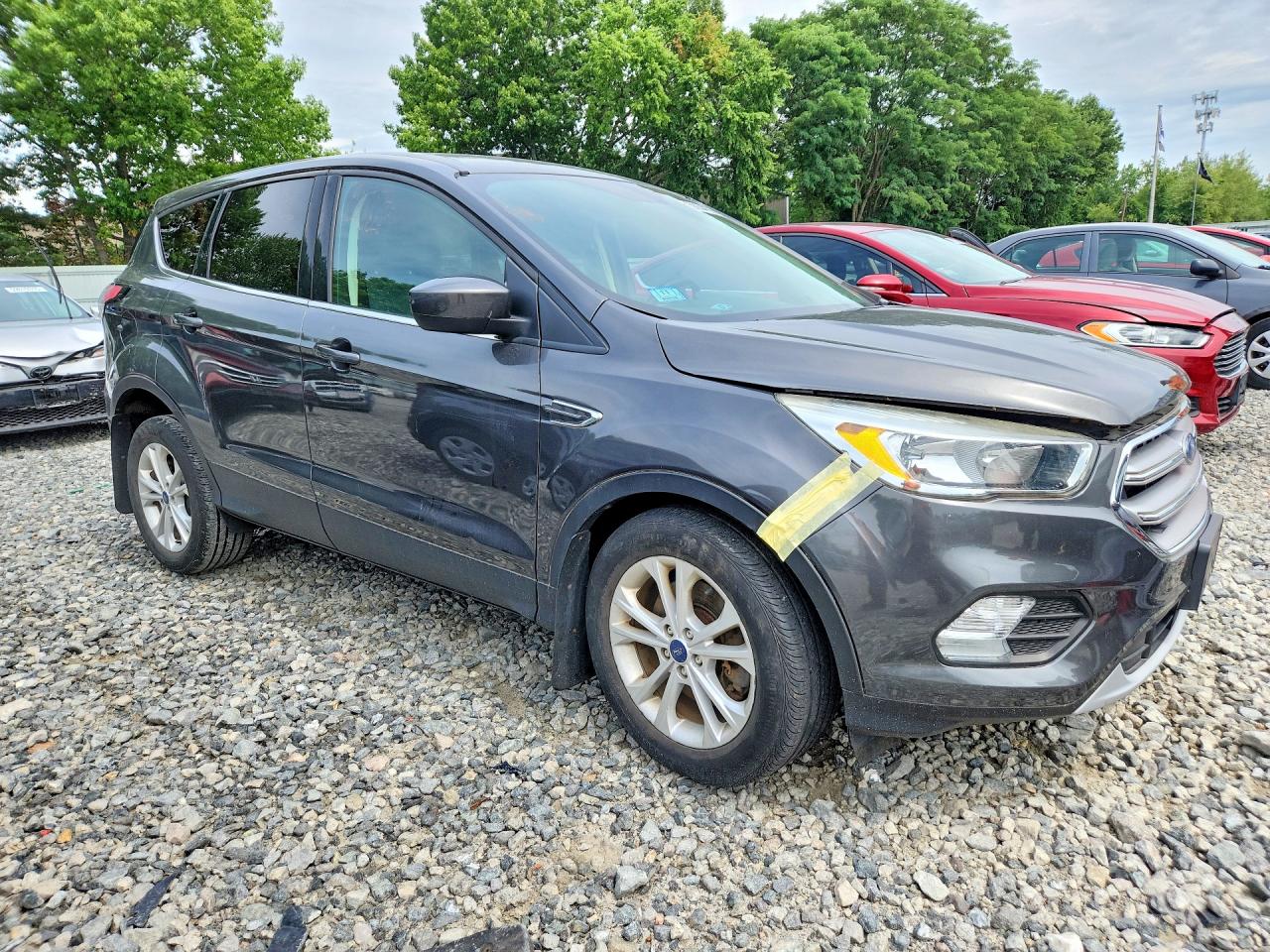 2017 FORD ESCAPE