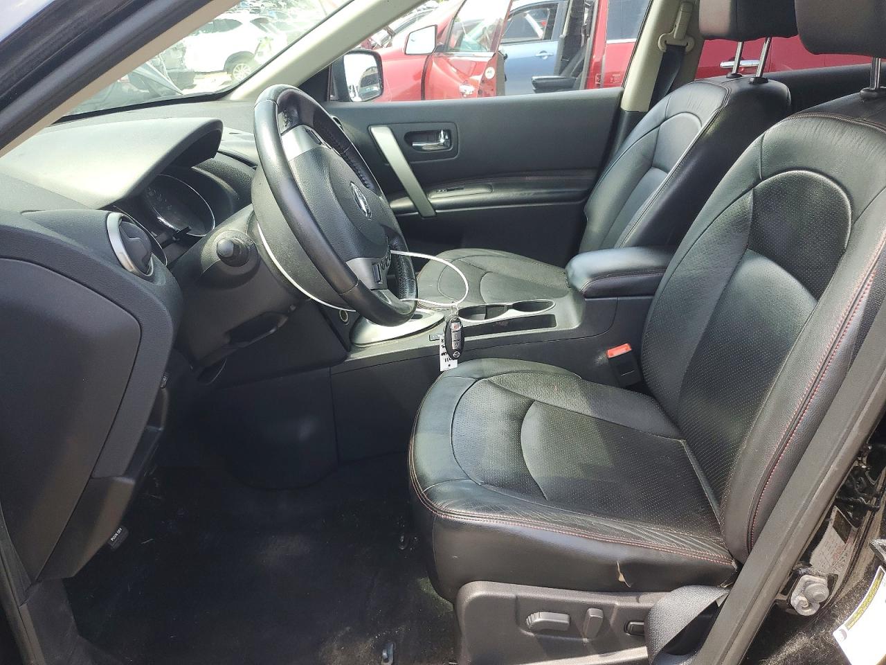 2011 NISSAN ROGUE