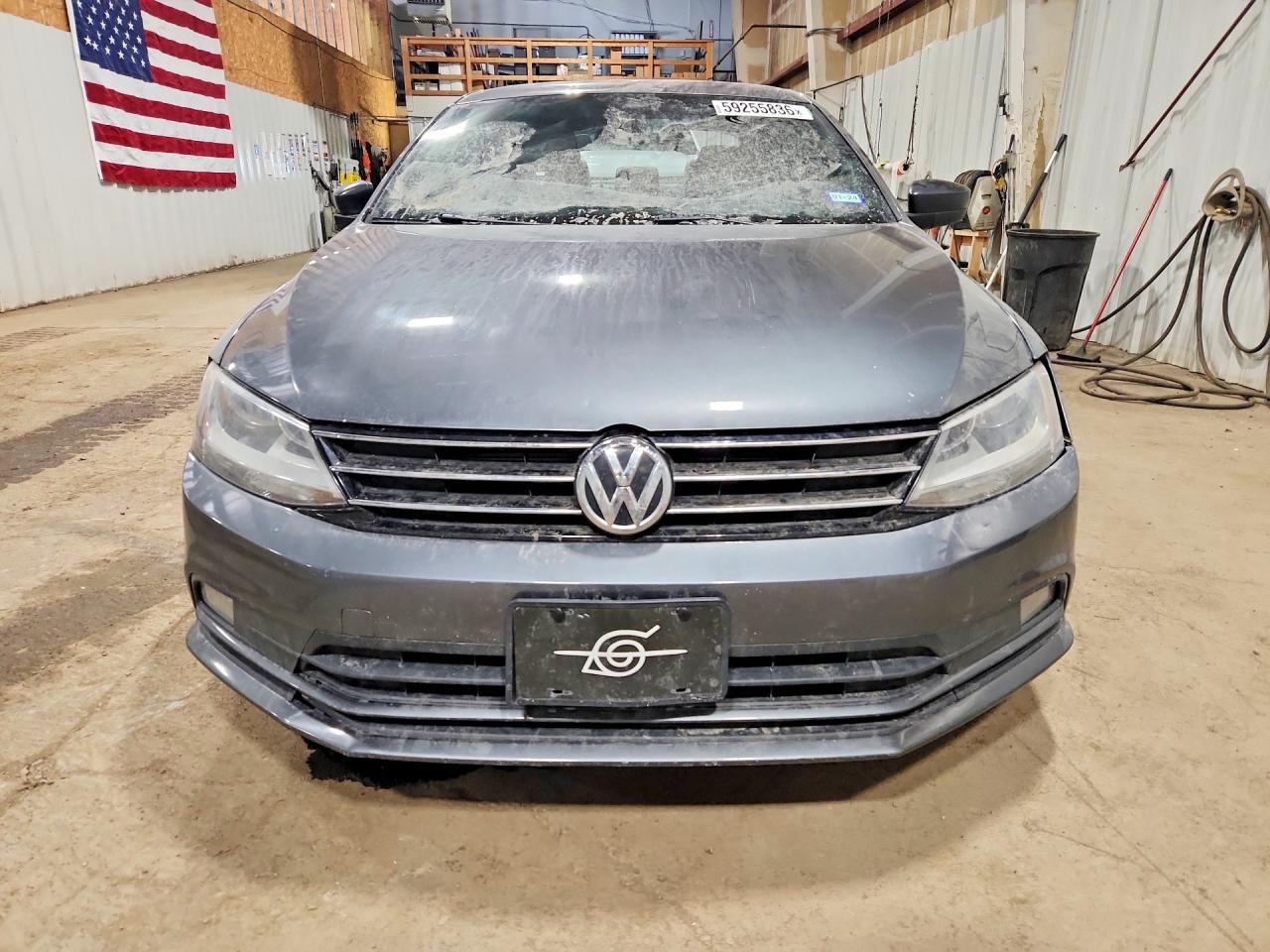 2016 VOLKSWAGEN JETTA