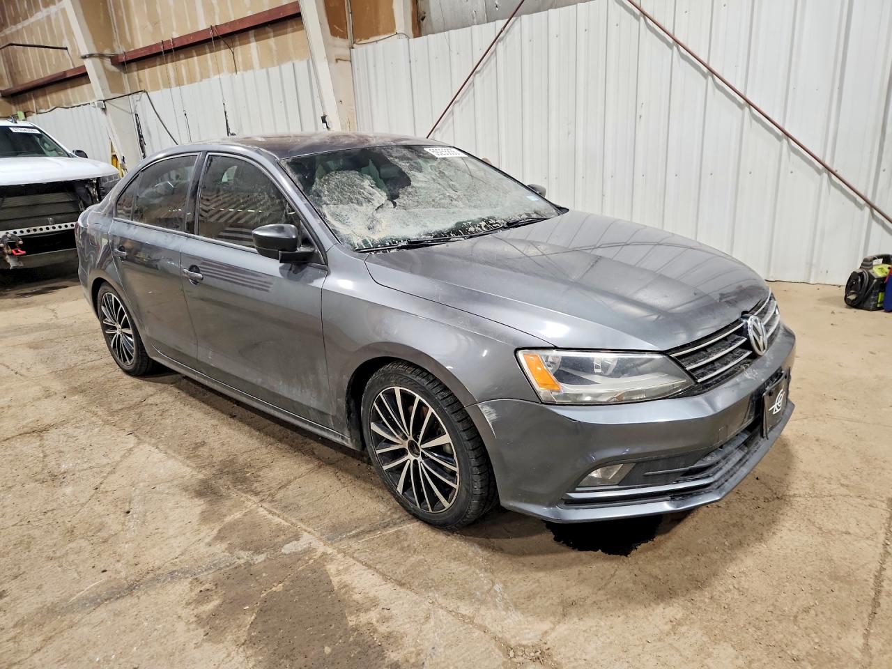 2016 VOLKSWAGEN JETTA