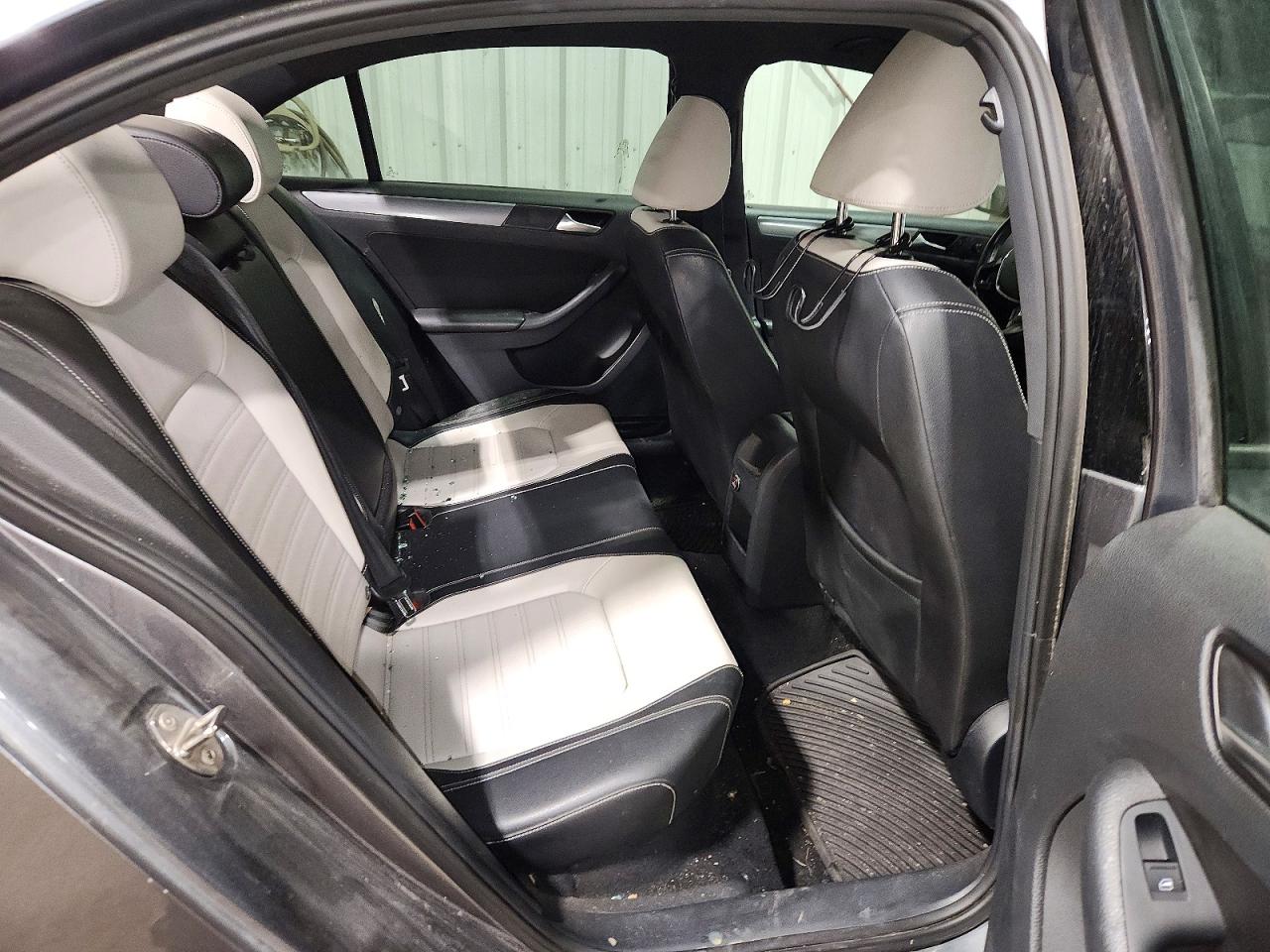 2016 VOLKSWAGEN JETTA